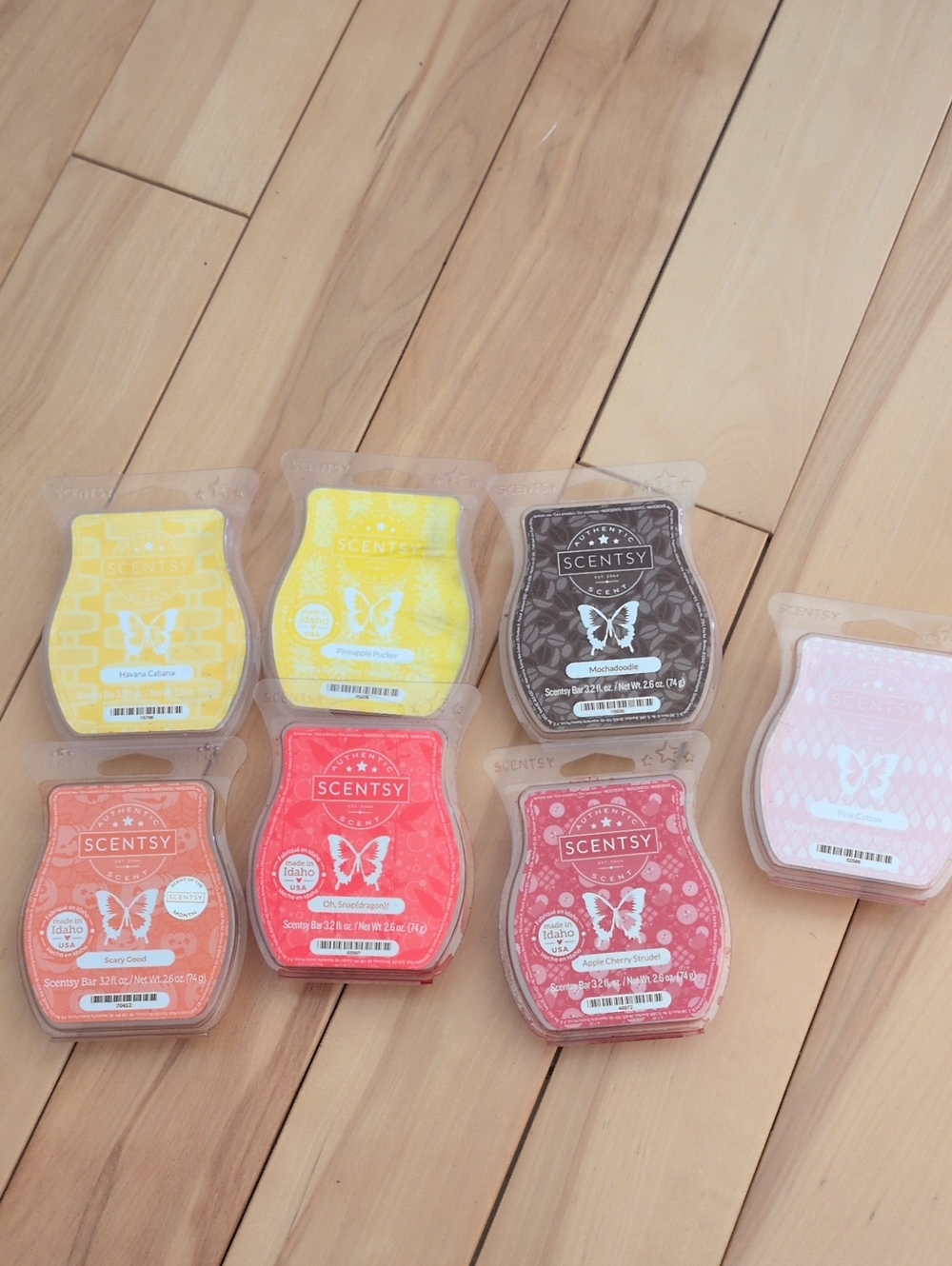 Scentsy Wax Bar Variety Pack in Yellow, Brown, Pink, Coral, Red, Peach